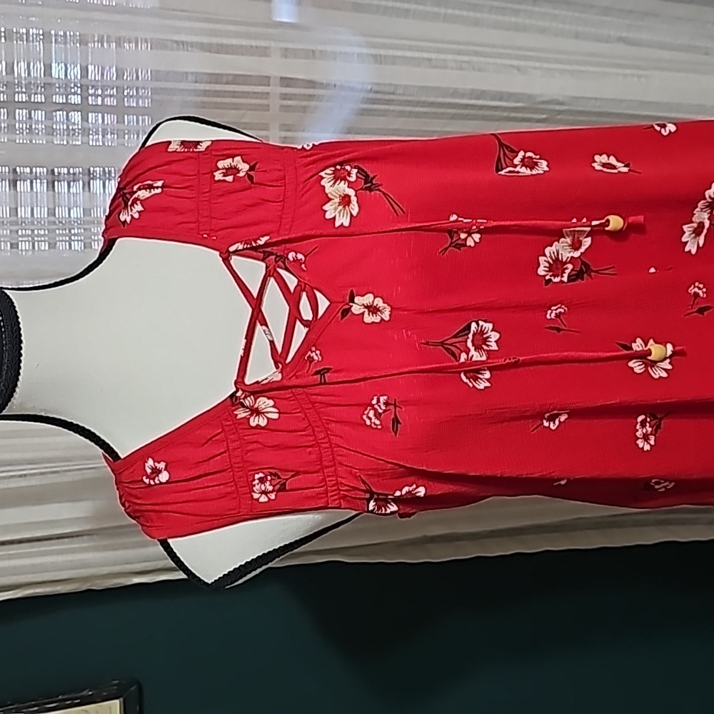 Maurices red sleeveless top